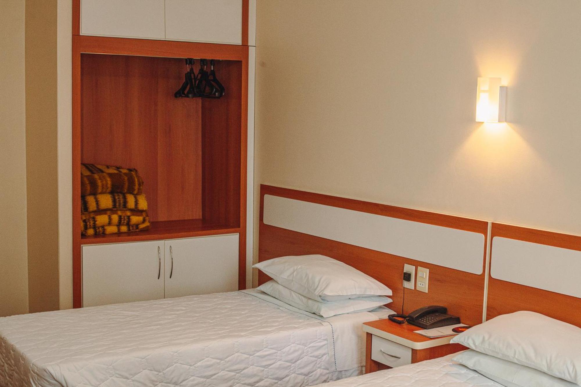 Hotel San Silvestre Tubarão Extérieur photo